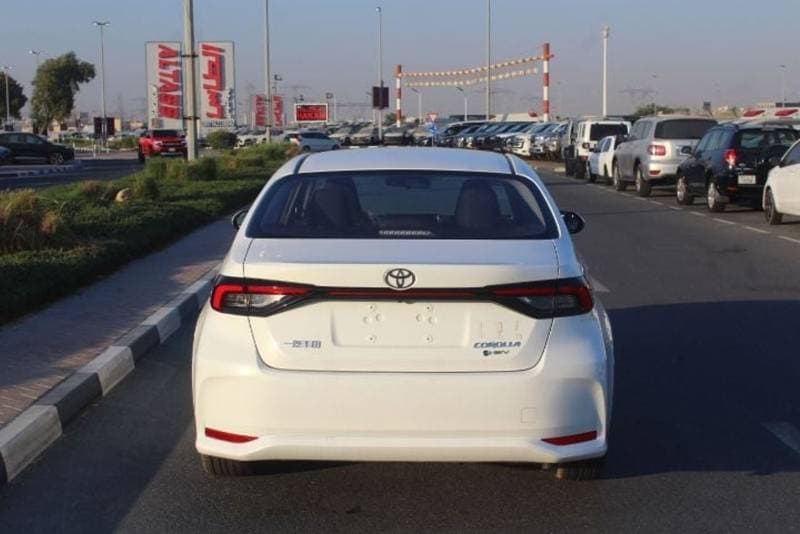 2026 Toyota Corolla XLI HEV thumbnail 5