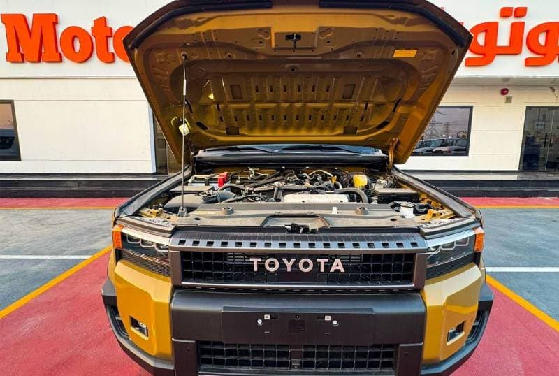 2026 Toyota Prado TXR thumbnail 8