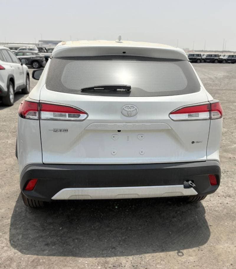 2026 Toyota Corolla Cross GLI thumbnail 6