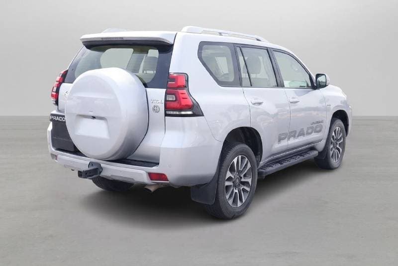 2023 Toyota Prado TX L thumbnail 4