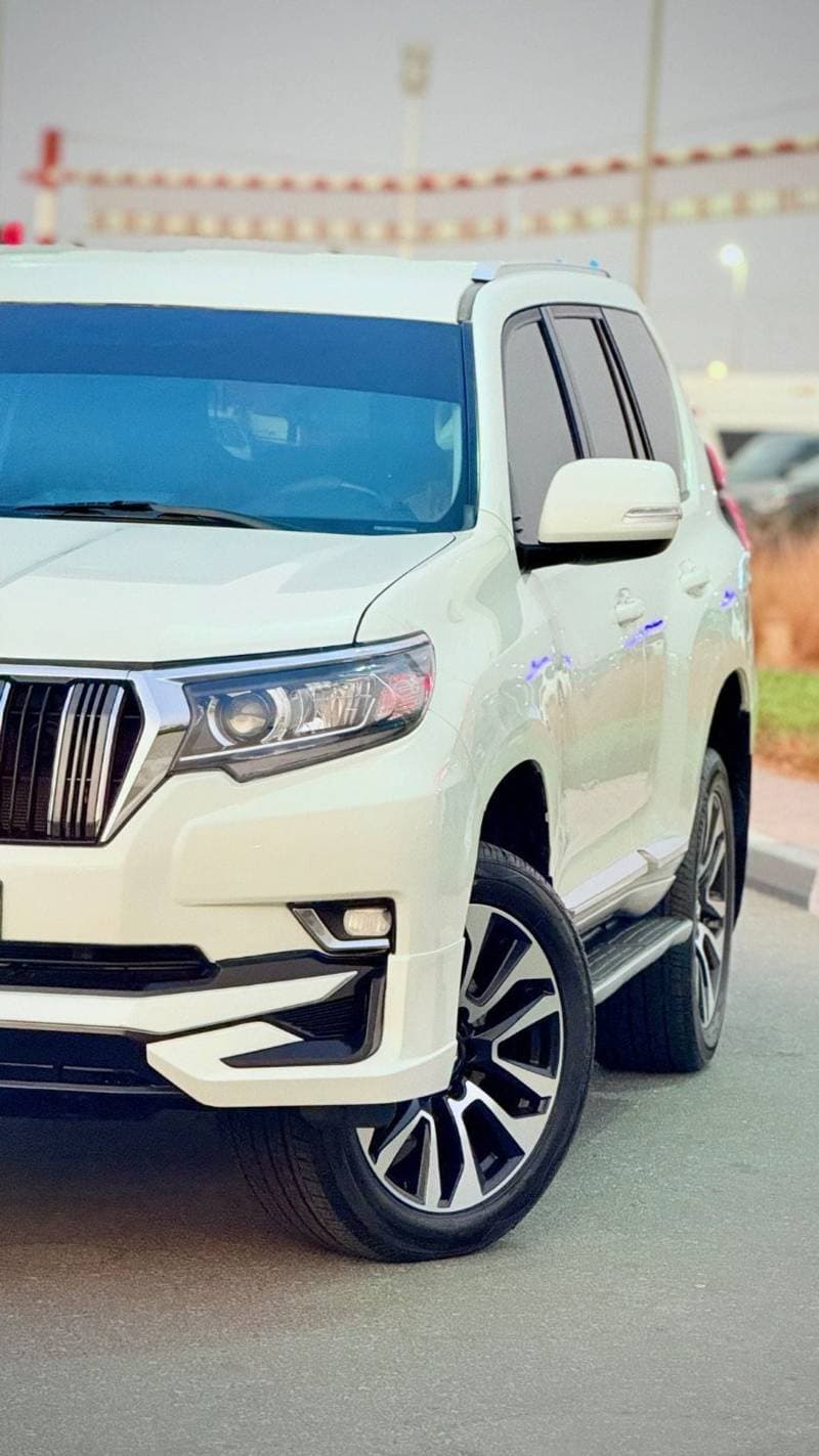 2019 Toyota Prado TX L thumbnail 8