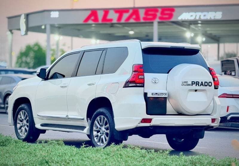2019 Toyota Prado VXR thumbnail 5
