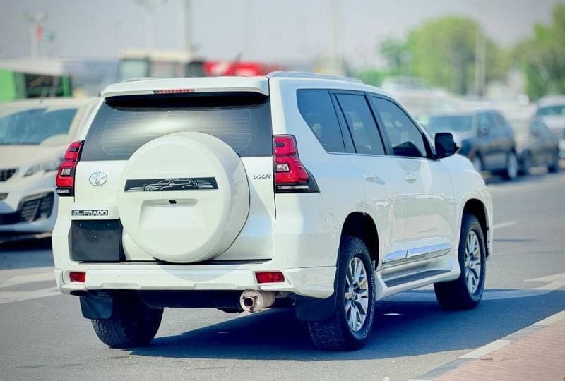 2020 Toyota Prado VXR thumbnail 4