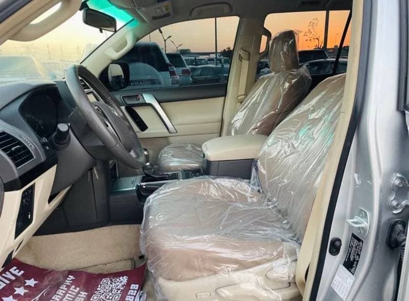 2019 Toyota Prado thumbnail 6