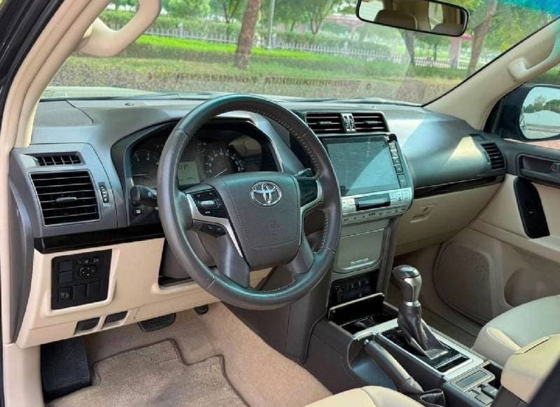 2022 Toyota Prado ADVENTURE thumbnail 8