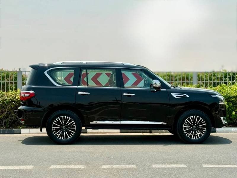 2024 Nissan Patrol LE PLATINUM CITY thumbnail 5