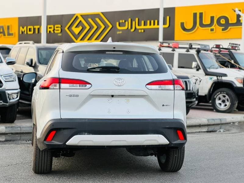 2026 Toyota Corolla Cross 2.0 Hybrid thumbnail 8