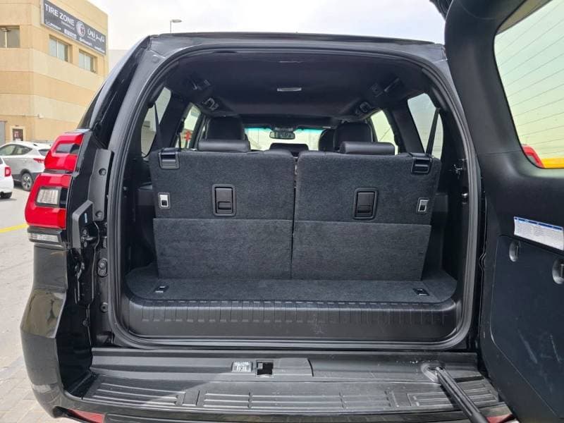 2023 Toyota Prado TX L thumbnail 8
