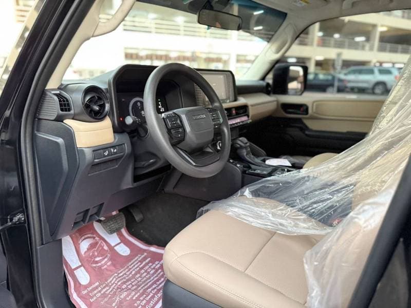 2024 Toyota Prado GXR thumbnail 7