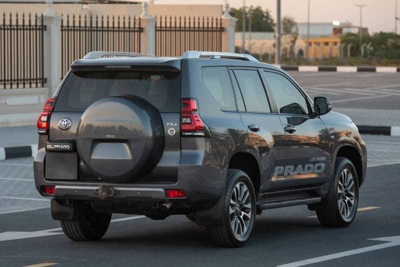2022 Toyota Prado TX L thumbnail 6