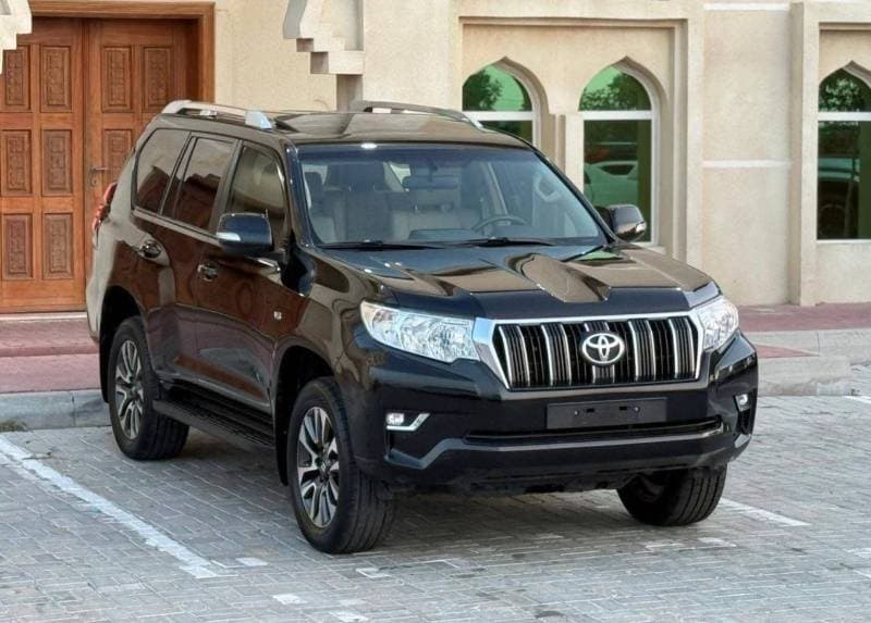 2022 Toyota Prado TX L thumbnail 2