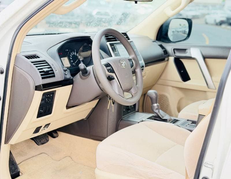 2023 Toyota Prado TX L thumbnail 8
