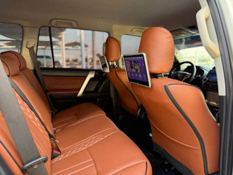 2019 Toyota Prado TX L thumbnail 7