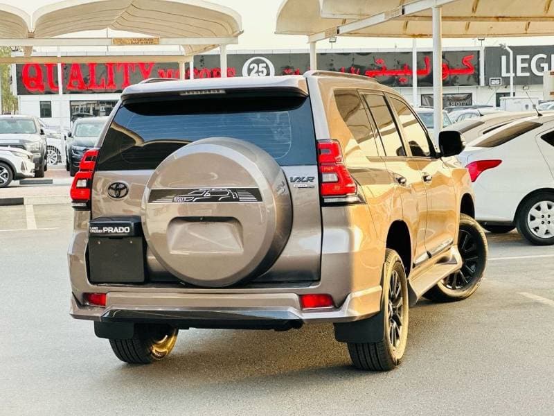 2021 Toyota Prado VXR thumbnail 5