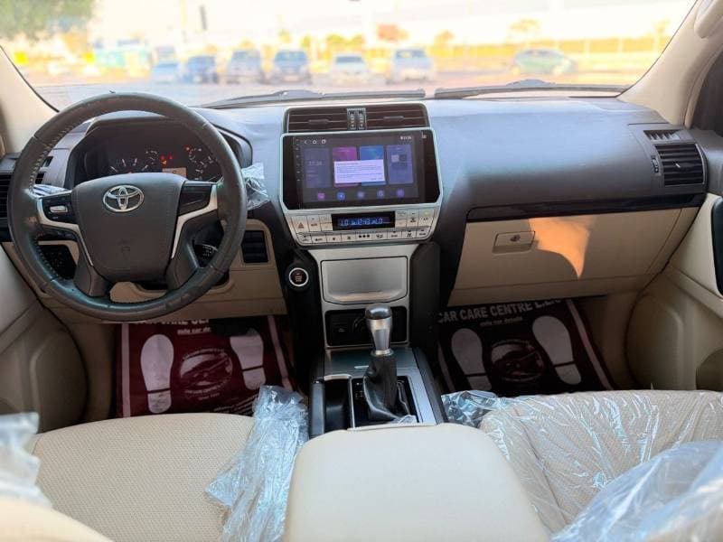 2020 Toyota Prado GXR thumbnail 8
