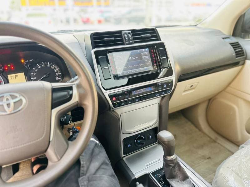 2021 Toyota Prado TX L thumbnail 8