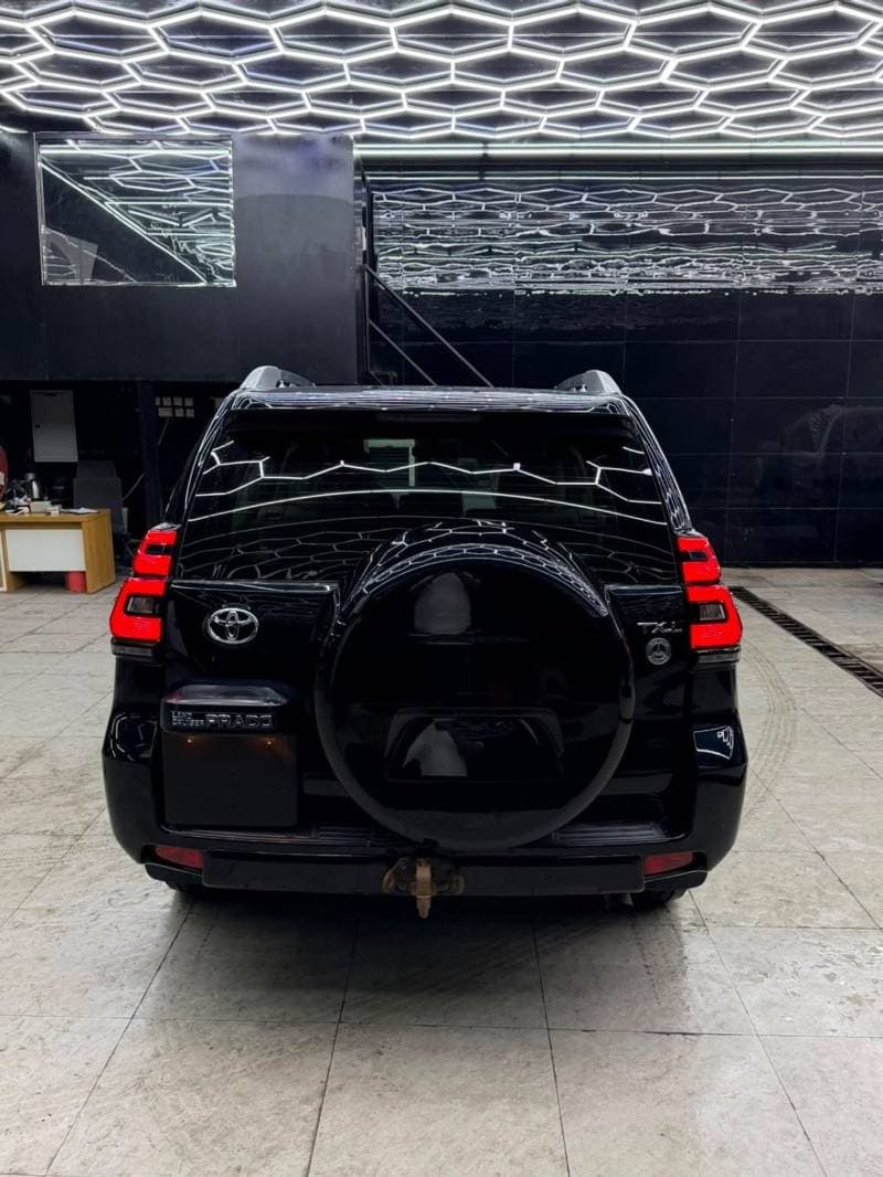 2023 Toyota Prado TX L thumbnail 7