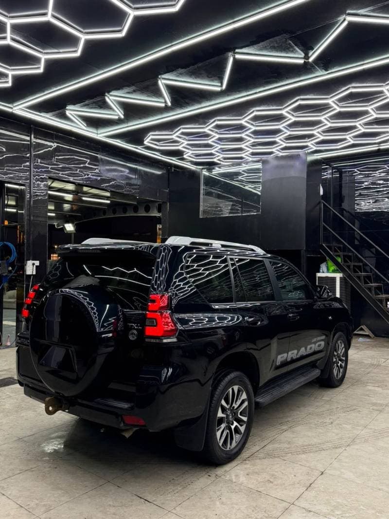 2023 Toyota Prado TX L thumbnail 8