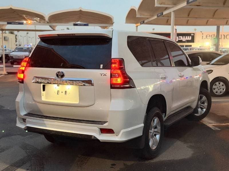 2021 Toyota Prado TX L thumbnail 4