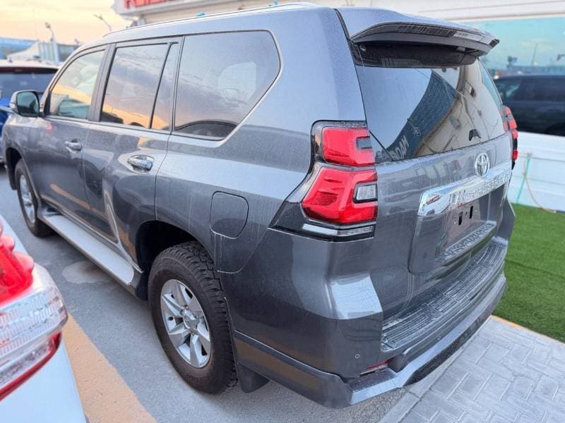 2017 Toyota Prado TX L thumbnail 5