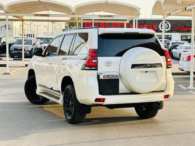 2020 Toyota Prado VXR thumbnail 3