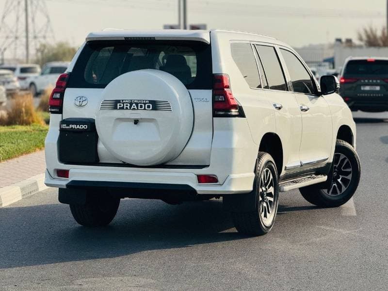 2019 Toyota Prado TX L thumbnail 4