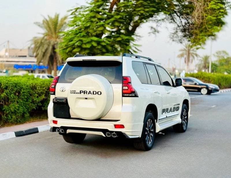 2020 Toyota Prado VXR thumbnail 4