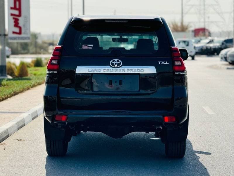 2019 Toyota Prado TX L thumbnail 3