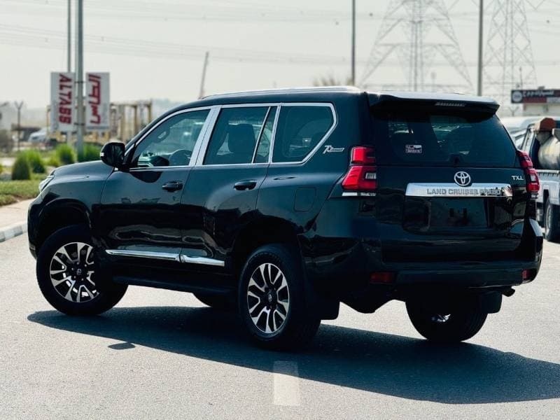 2019 Toyota Prado TX L thumbnail 4