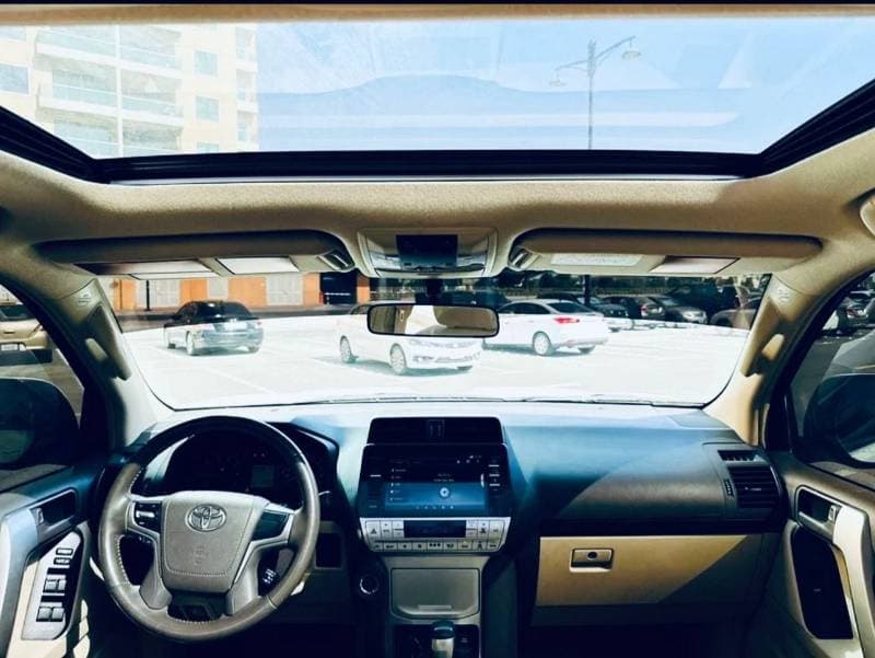 2019 Toyota Prado GXR thumbnail 5
