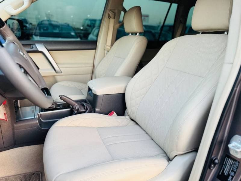 2019 Toyota Prado VXR thumbnail 5