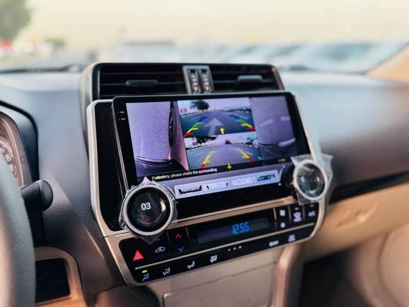 2019 Toyota Prado VXR thumbnail 6