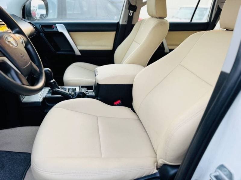 2018 Toyota Prado TX L thumbnail 4