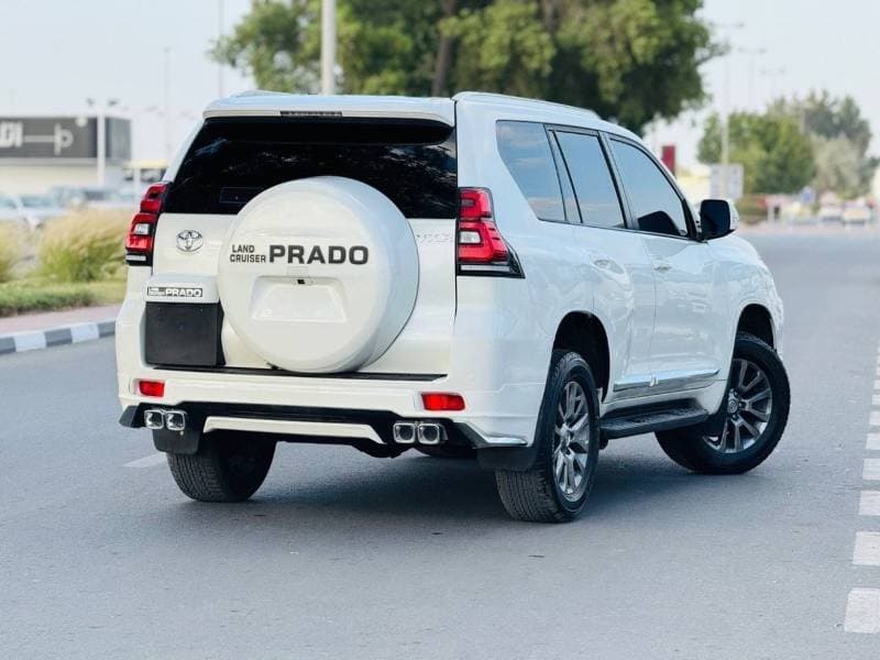 2020 Toyota Prado VXR thumbnail 2