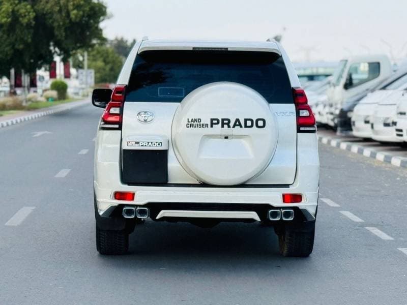 2020 Toyota Prado VXR thumbnail 4
