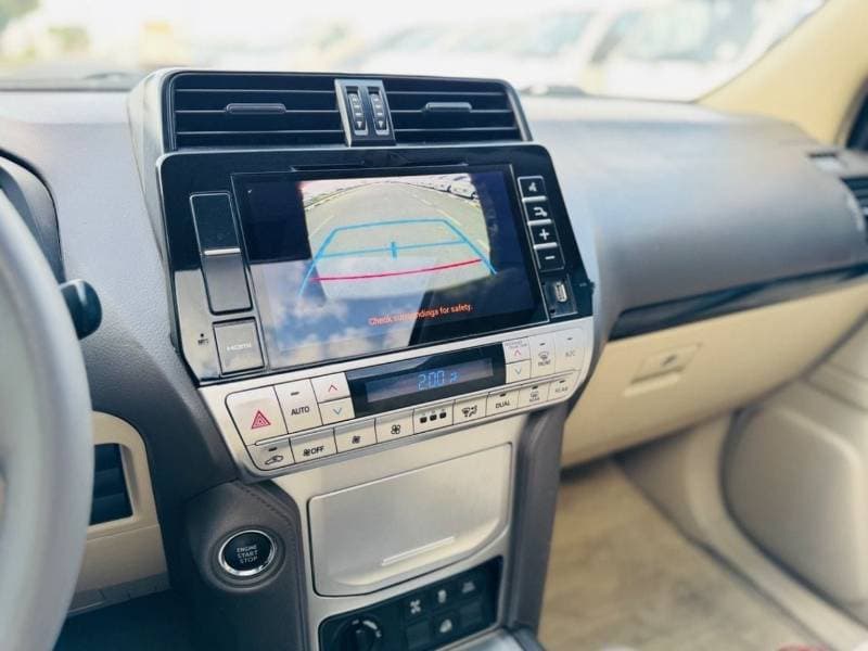 2020 Toyota Prado VXR thumbnail 6