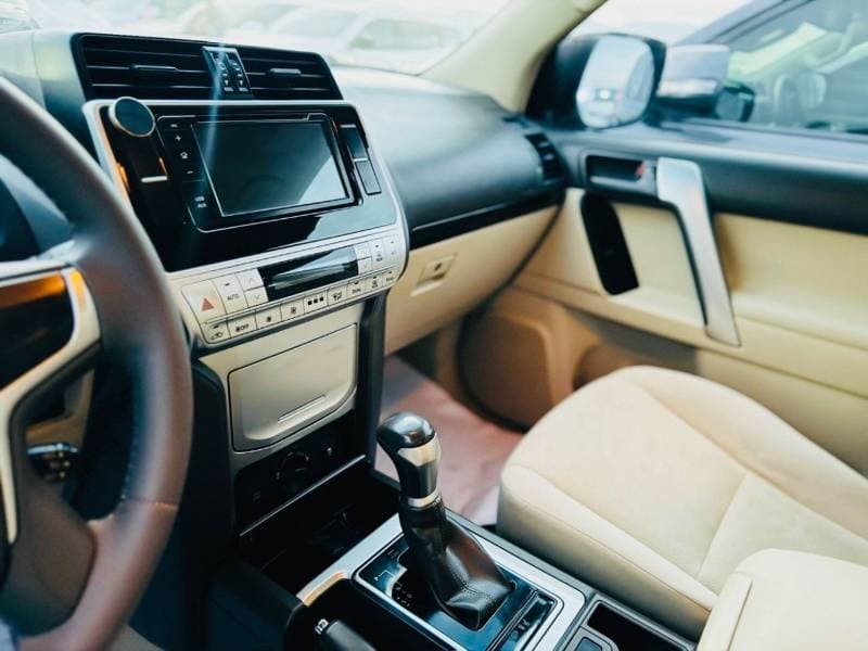 2020 Toyota Prado GXR thumbnail 4