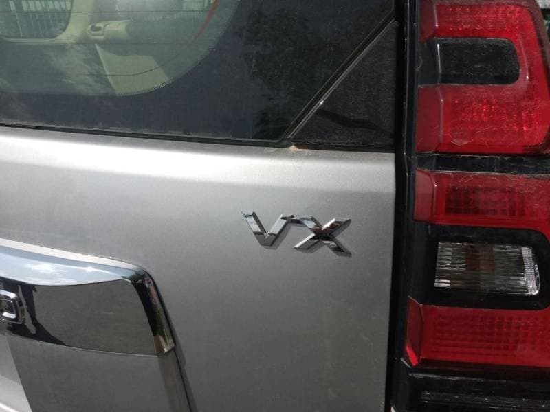 2023 Toyota Prado VX thumbnail 6