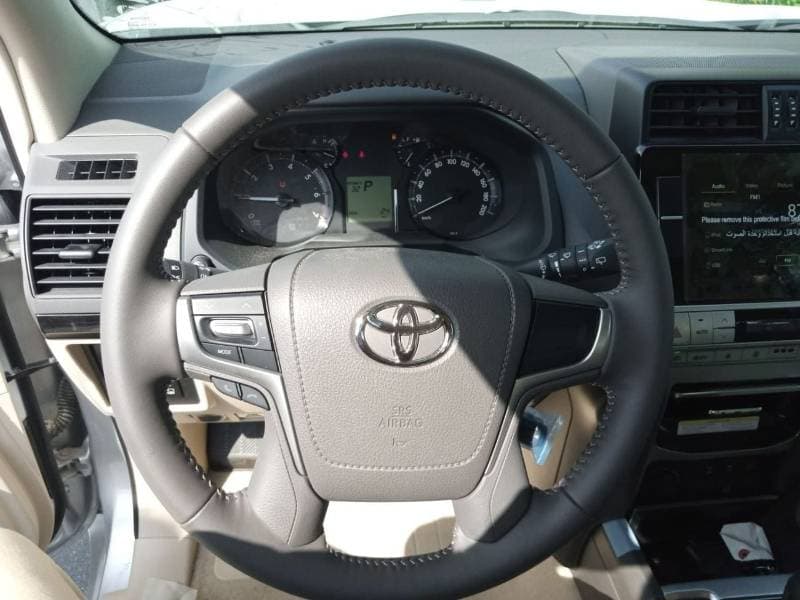 2023 Toyota Prado VX thumbnail 7