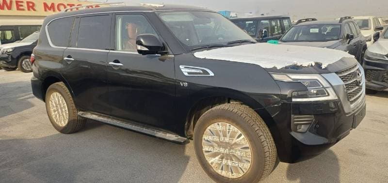 2024 Nissan Patrol LE T2 thumbnail 2