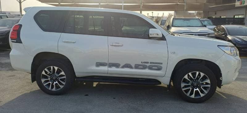 2023 Toyota Prado TXL3 thumbnail 4