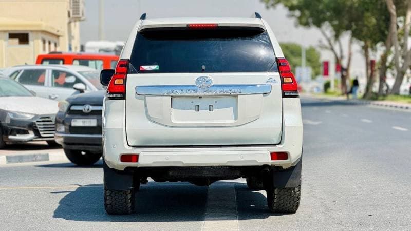 2015 Toyota Prado TX L thumbnail 3