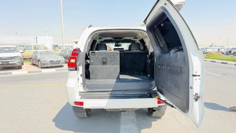 2015 Toyota Prado TX L thumbnail 8