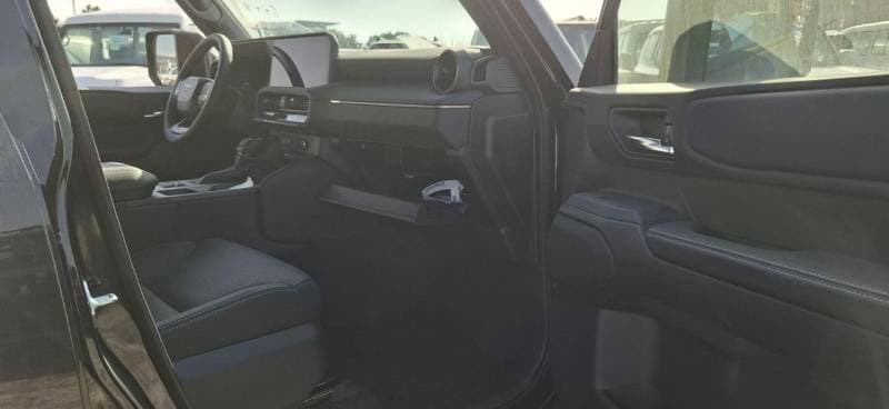 2026 Toyota Prado ADVENTURE thumbnail 6