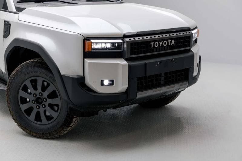2026 Toyota Prado ADVENTURE thumbnail 2
