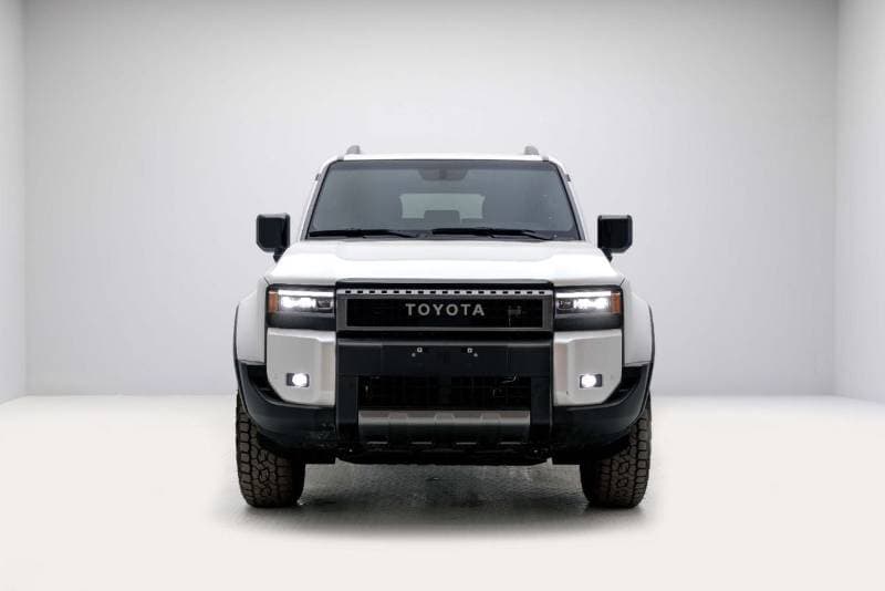 2026 Toyota Prado ADVENTURE thumbnail 3