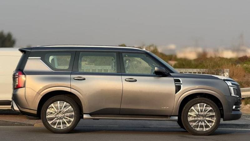 2026 Nissan Patrol LE PLATINUM CITY thumbnail 2