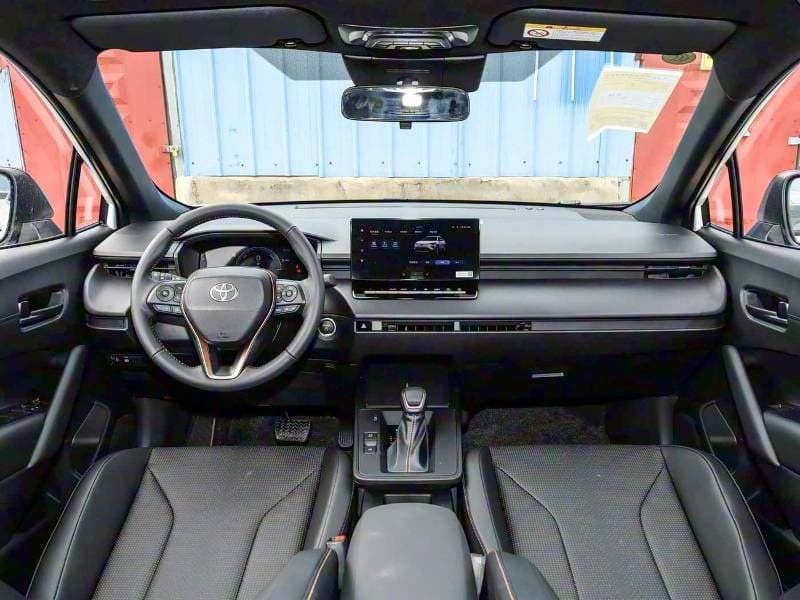 2026 Toyota Corolla Cross XL thumbnail 7