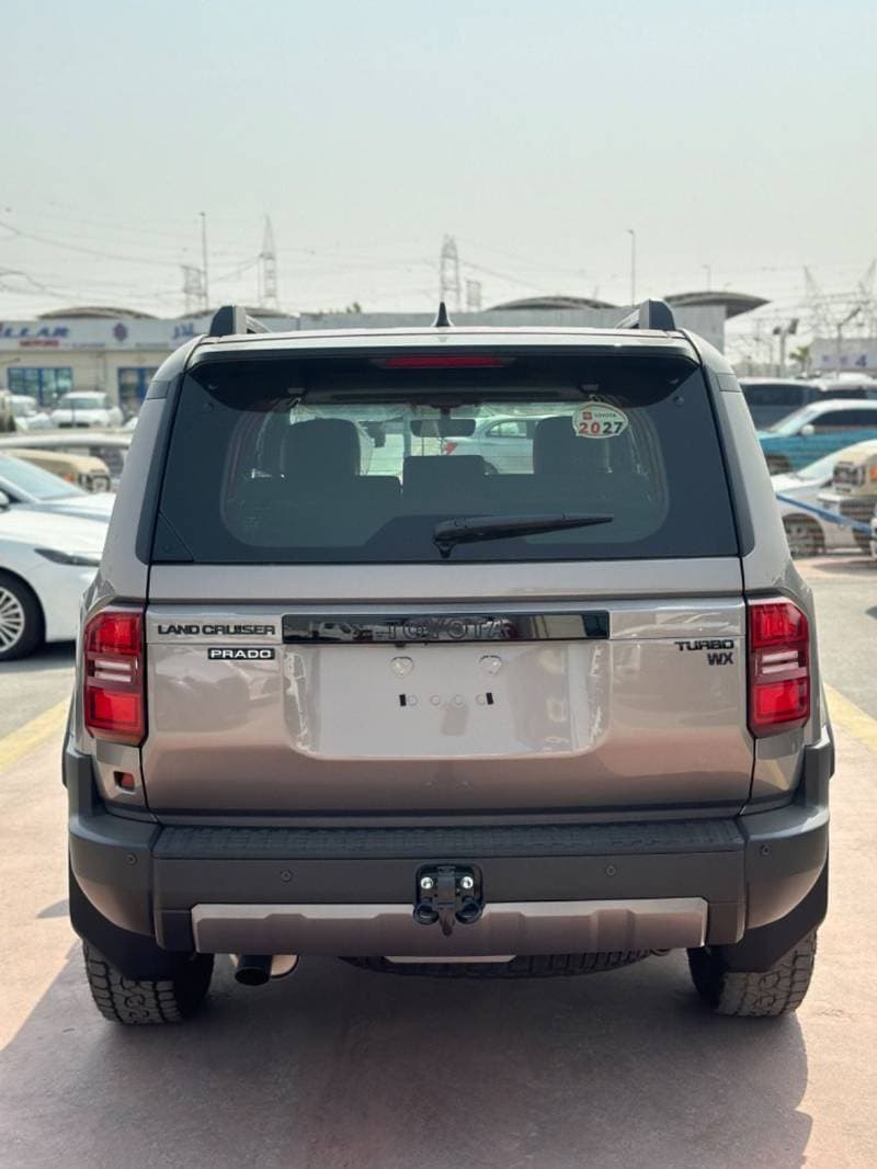 2027 Toyota Prado VXR thumbnail 7