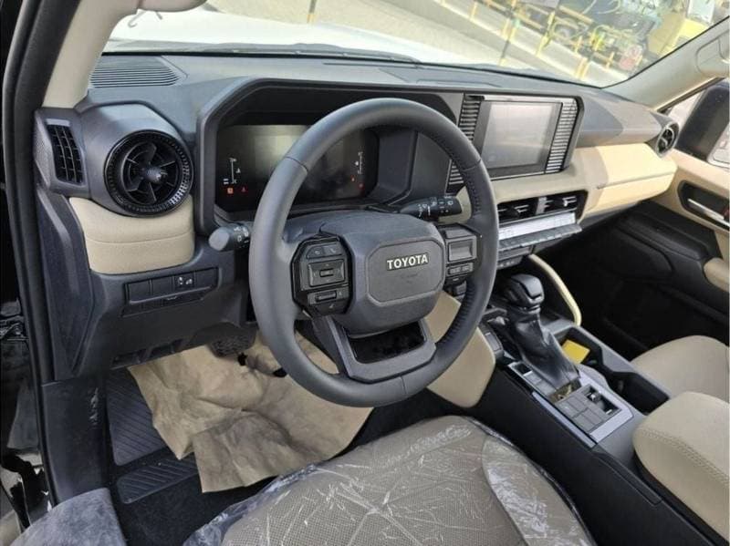 2026 Toyota Prado TXR thumbnail 3